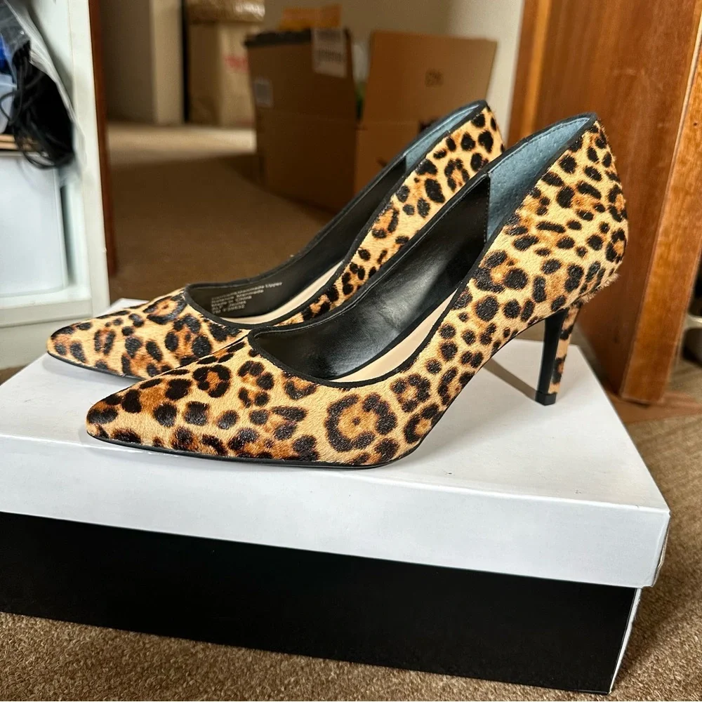 Alfani| Jeules Pointed Toe Pumps - Picture 2 of 3